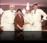 Una Noche de 20 Chefs, 3 Platos y 10 Comensales 